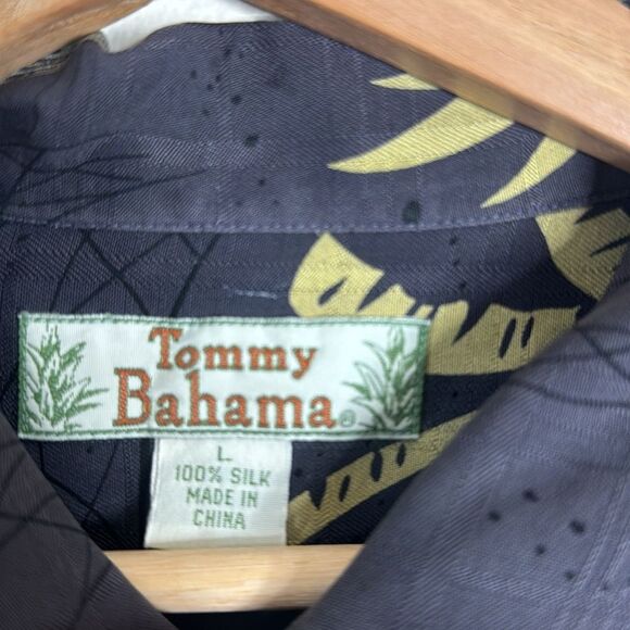 Tommy Bahama Mens Floral Hawaiian Silk Button Up Shirt Size large Beach Pool - Picture 5 of 8